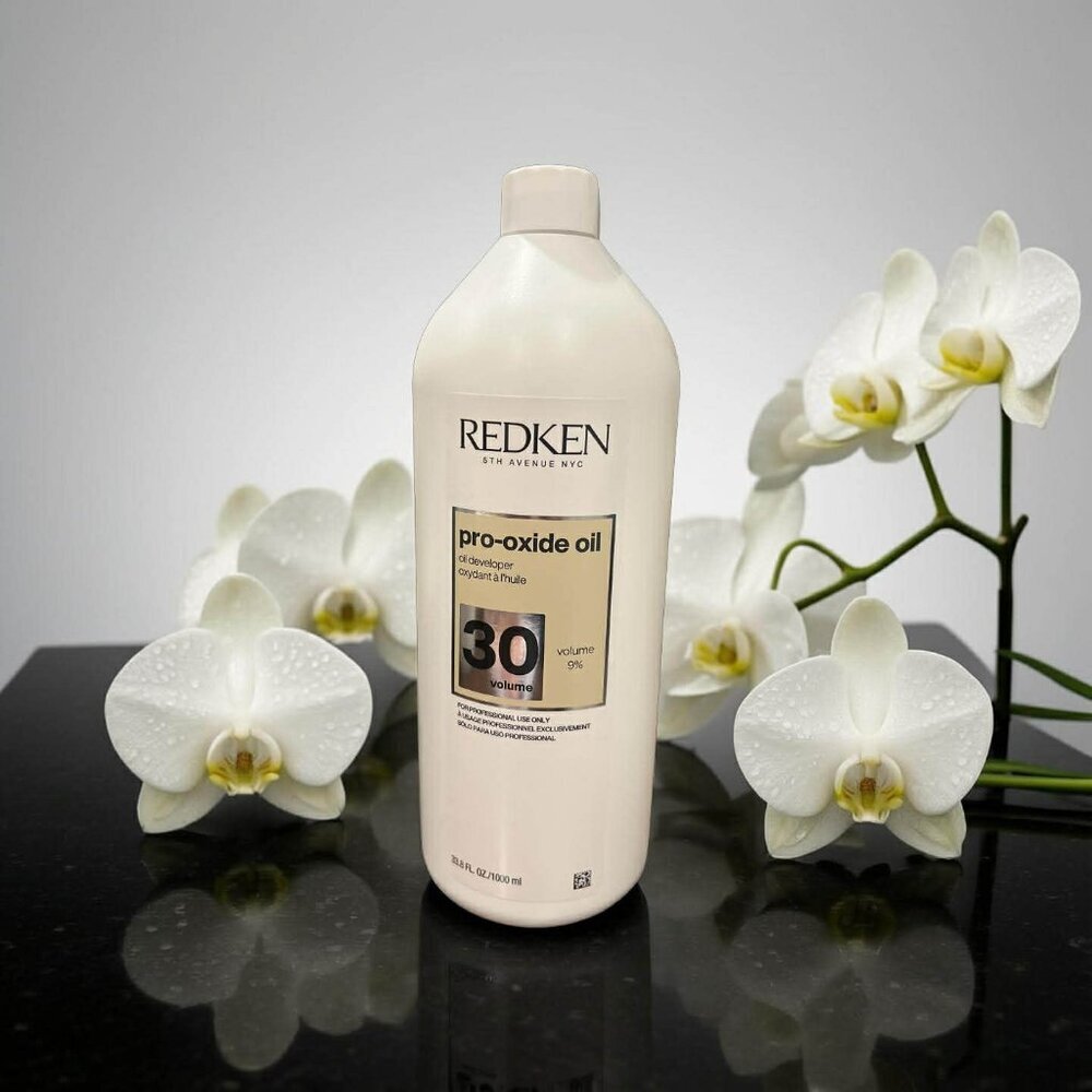 Redken Pro Oxide Oil Developer 30 Volume 9% 33.8 oz